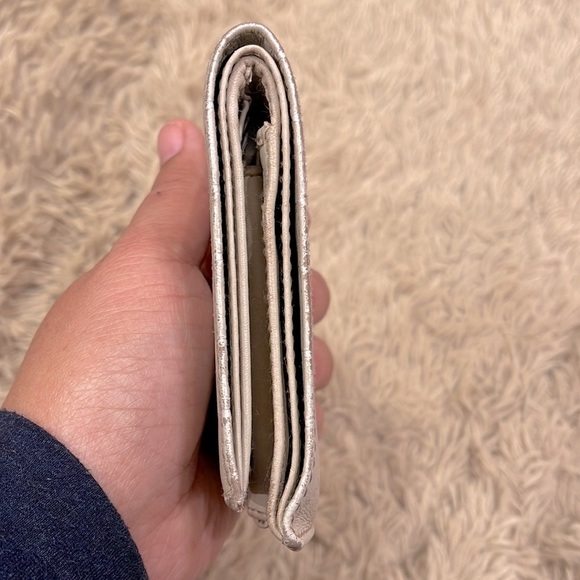 Gucci bifold wallet - Picture 10 of 16